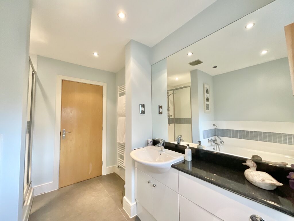 Harding Grove, Stone, ST15