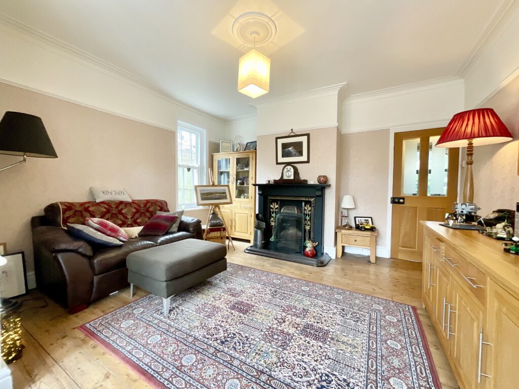 Station Road, Barlaston, ST12