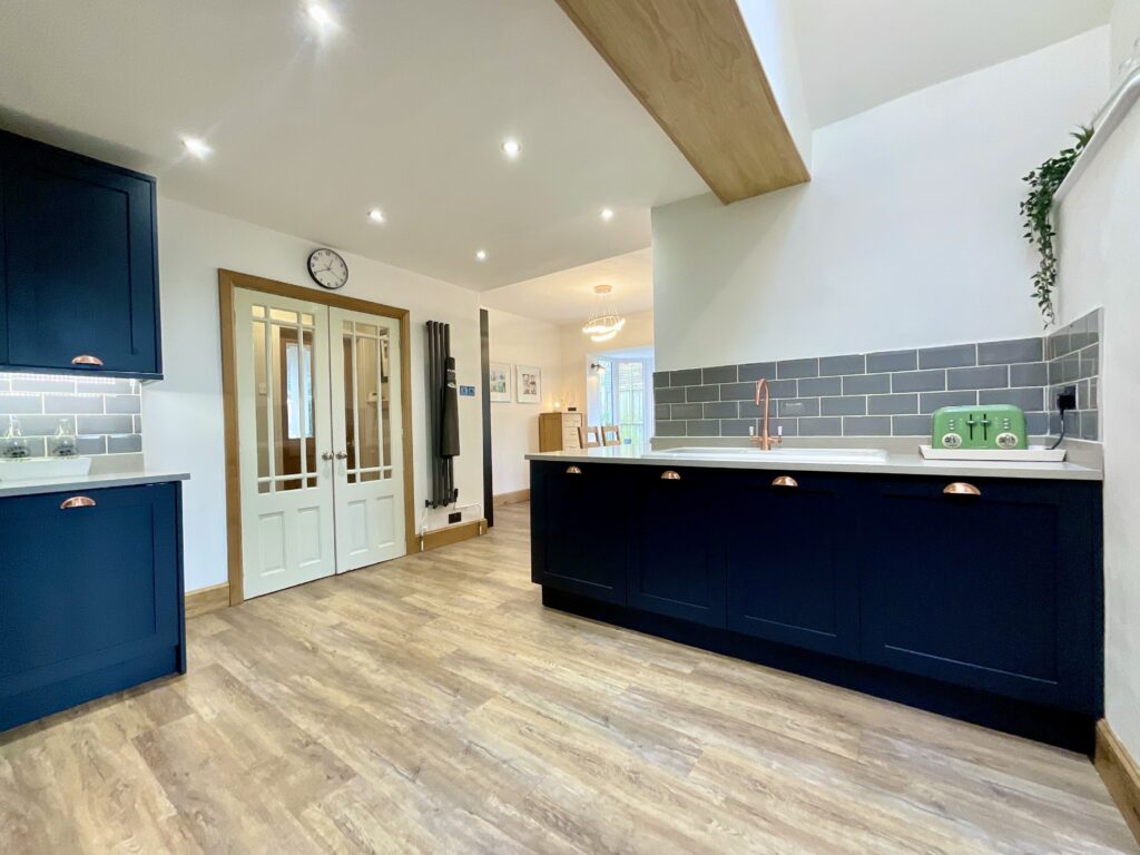 Station Road, Barlaston, ST12