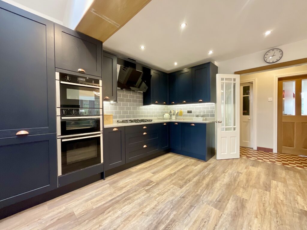 Station Road, Barlaston, ST12
