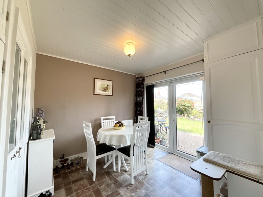 Sutherland Crescent, Blythe Bridge, ST11
