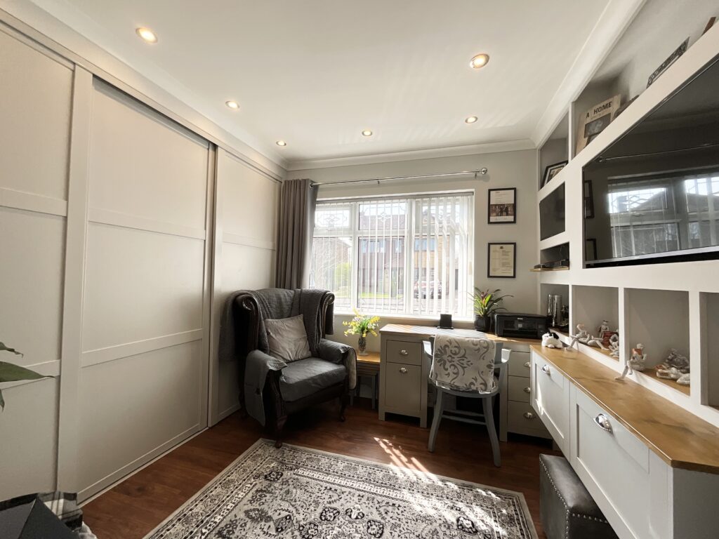 Sutherland Crescent, Blythe Bridge, ST11
