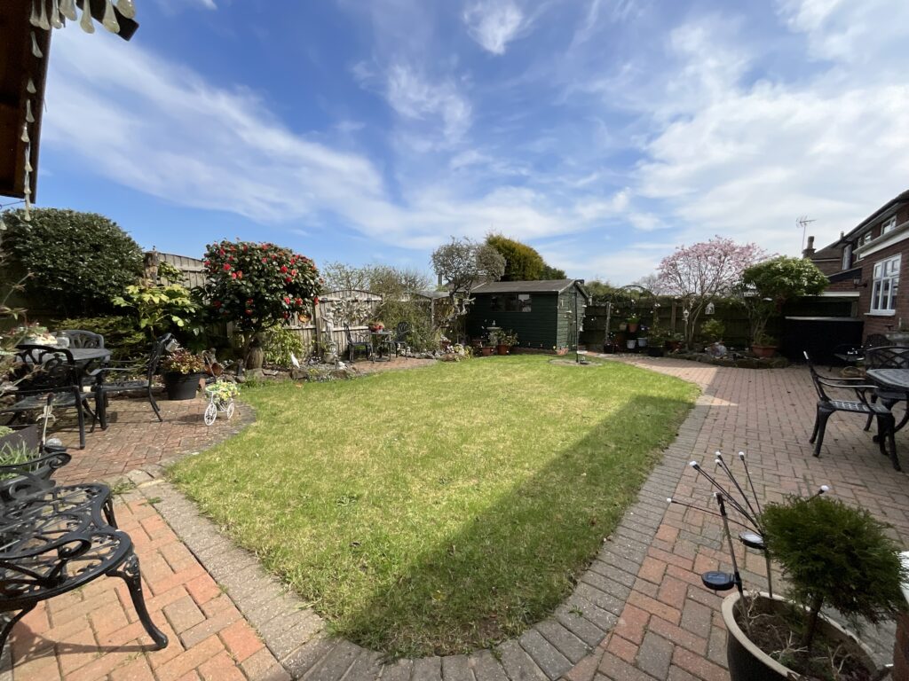 Sutherland Crescent, Blythe Bridge, ST11