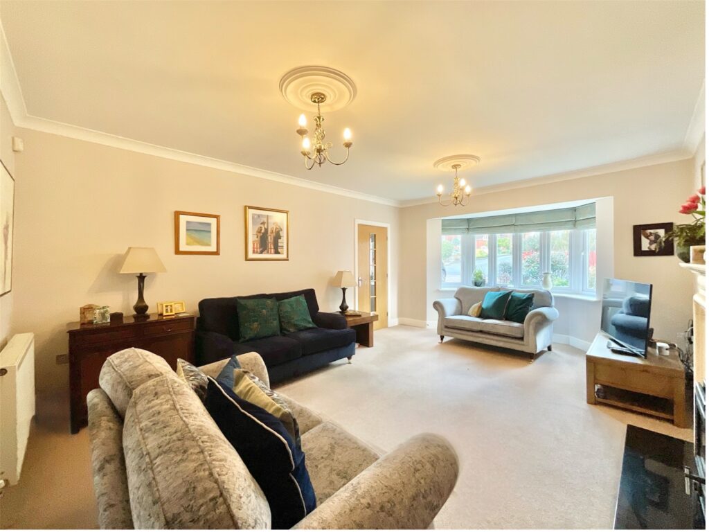 Harding Grove, Stone, ST15