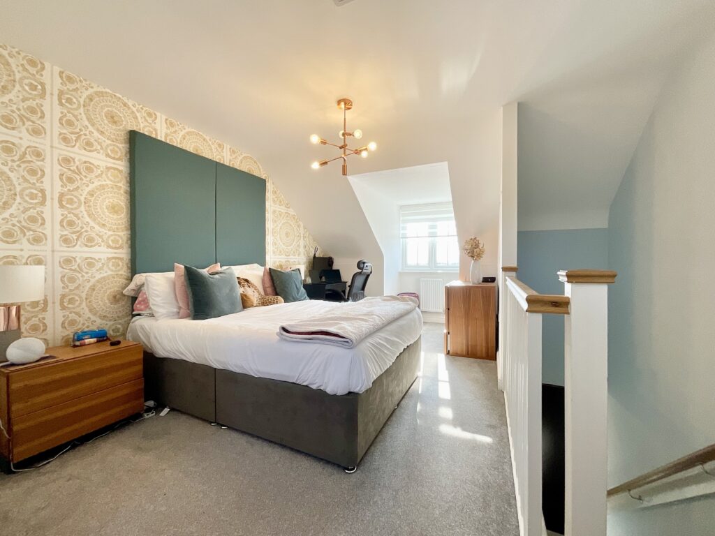 Clarke Way, Stone, ST15