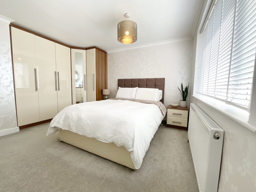 Chessington Crescent, Stoke-On-Trent, ST4