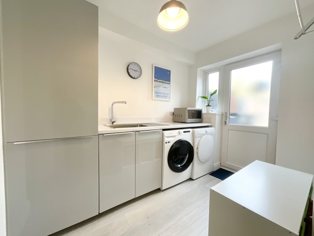 Chessington Crescent, Stoke-On-Trent, ST4
