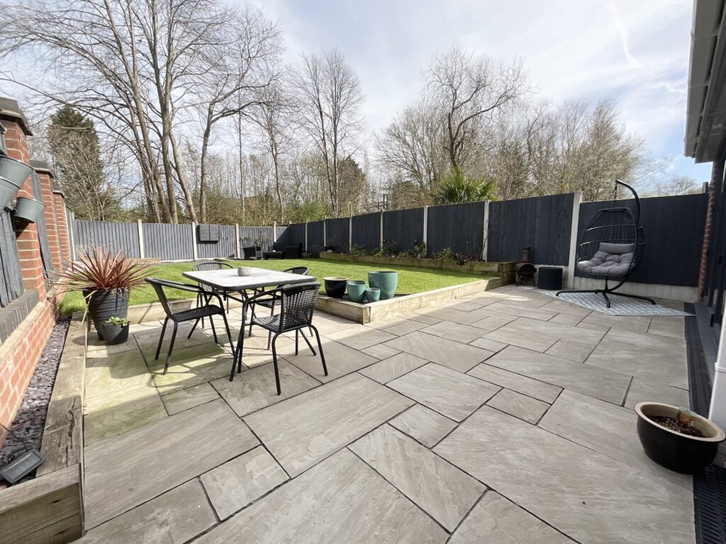 Chessington Crescent, Stoke-On-Trent, ST4