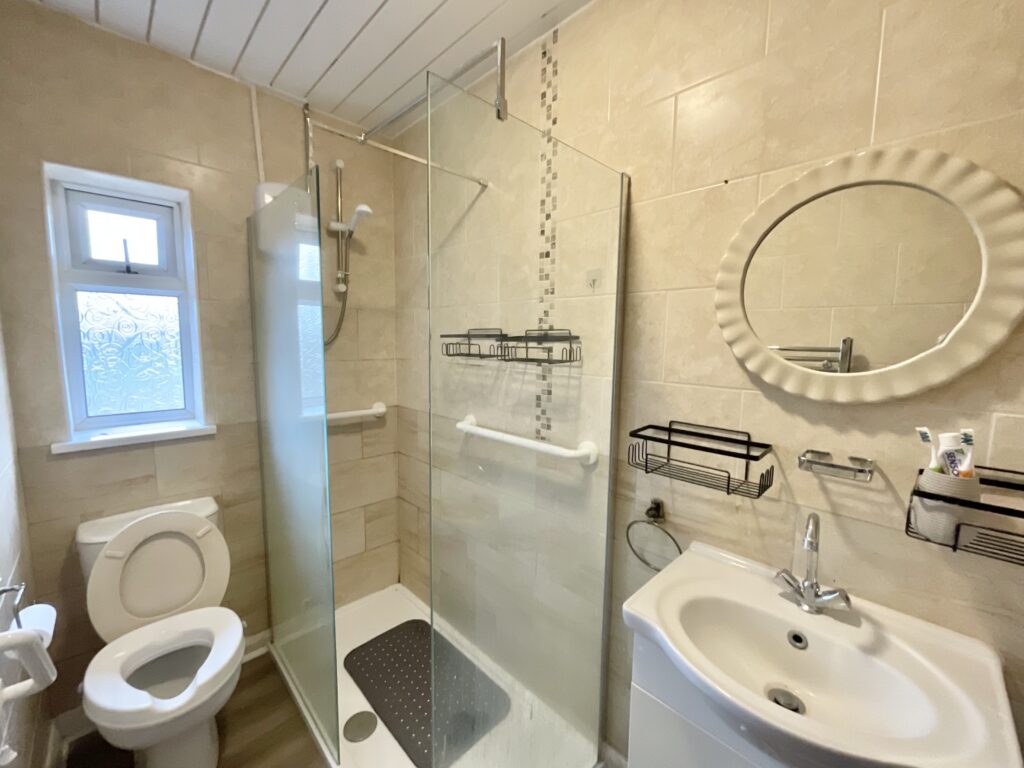 Redhill Gardens, Stone, ST15