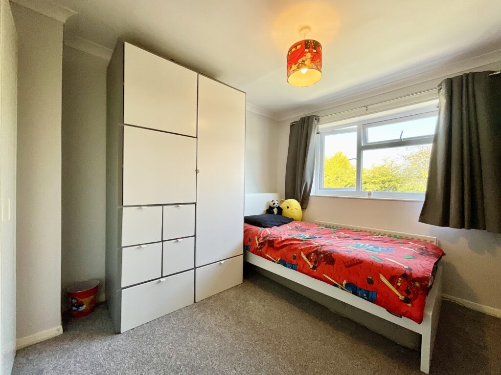 Tudor Close, Stone, ST15