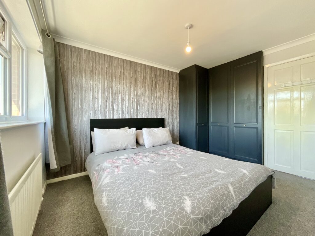 Tudor Close, Stone, ST15