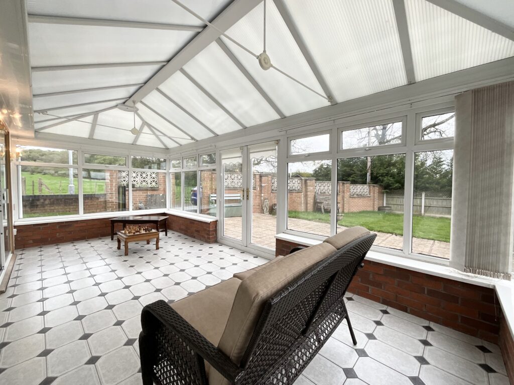 Conway Grove, Cheadle, ST10