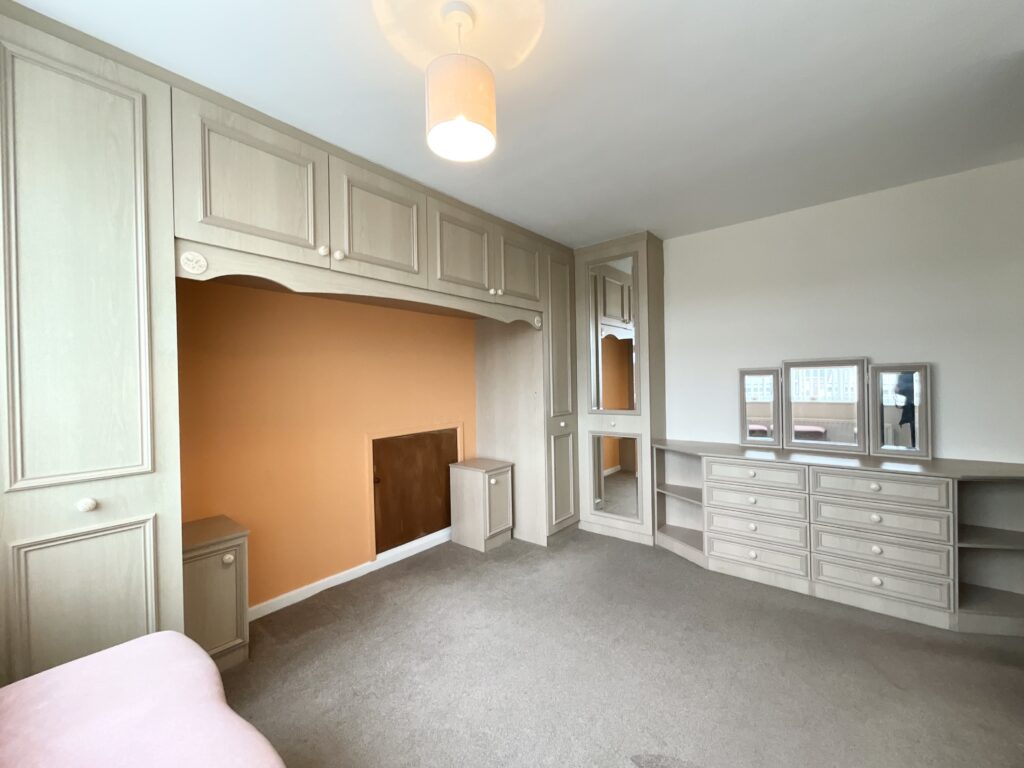 Conway Grove, Cheadle, ST10