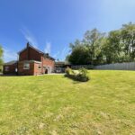 Breach Lane, Tean, ST10