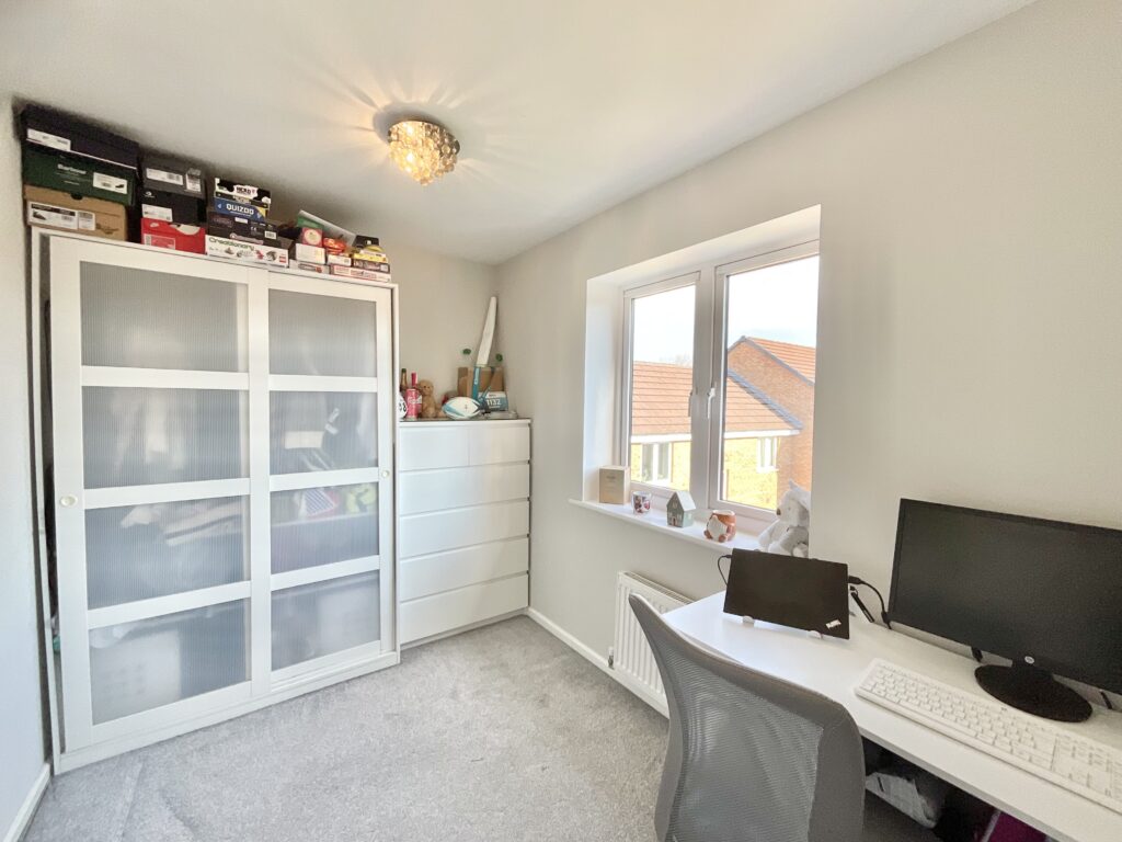 Canary Grove, Wolstanton, ST5