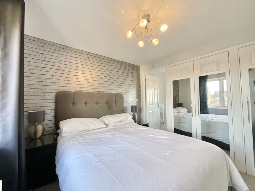 Canary Grove, Wolstanton, ST5