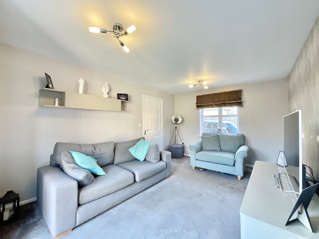 Canary Grove, Wolstanton, ST5