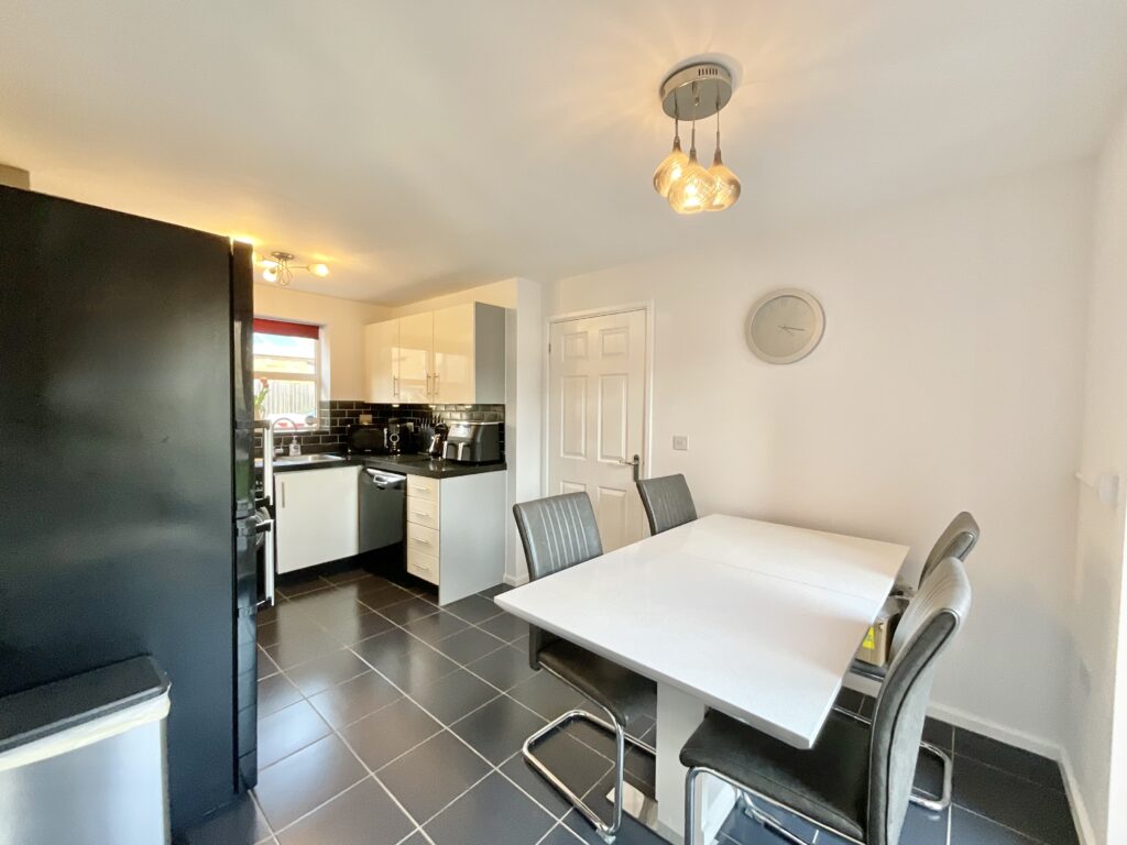 Canary Grove, Wolstanton, ST5