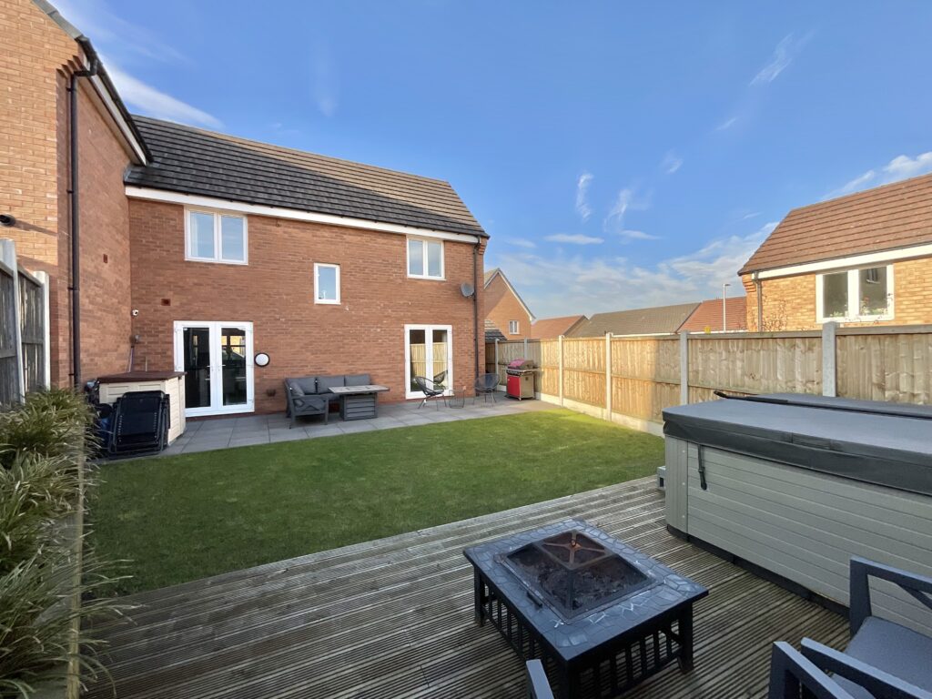 Canary Grove, Wolstanton, ST5