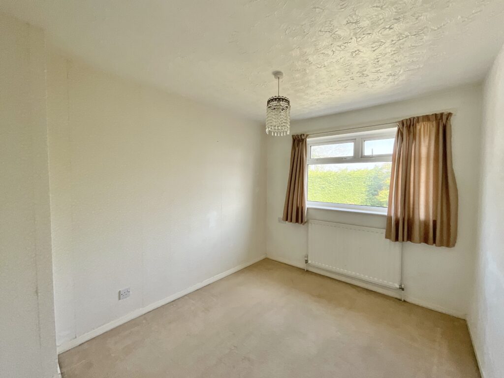 Tudor Close, Stone, ST15