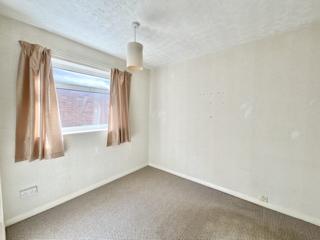 Tudor Close, Stone, ST15