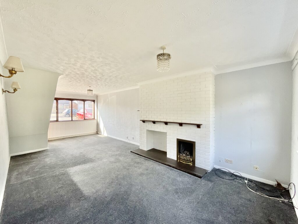 Tudor Close, Stone, ST15