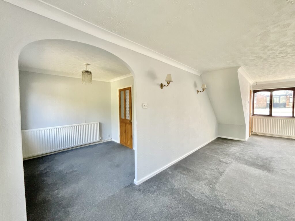 Tudor Close, Stone, ST15