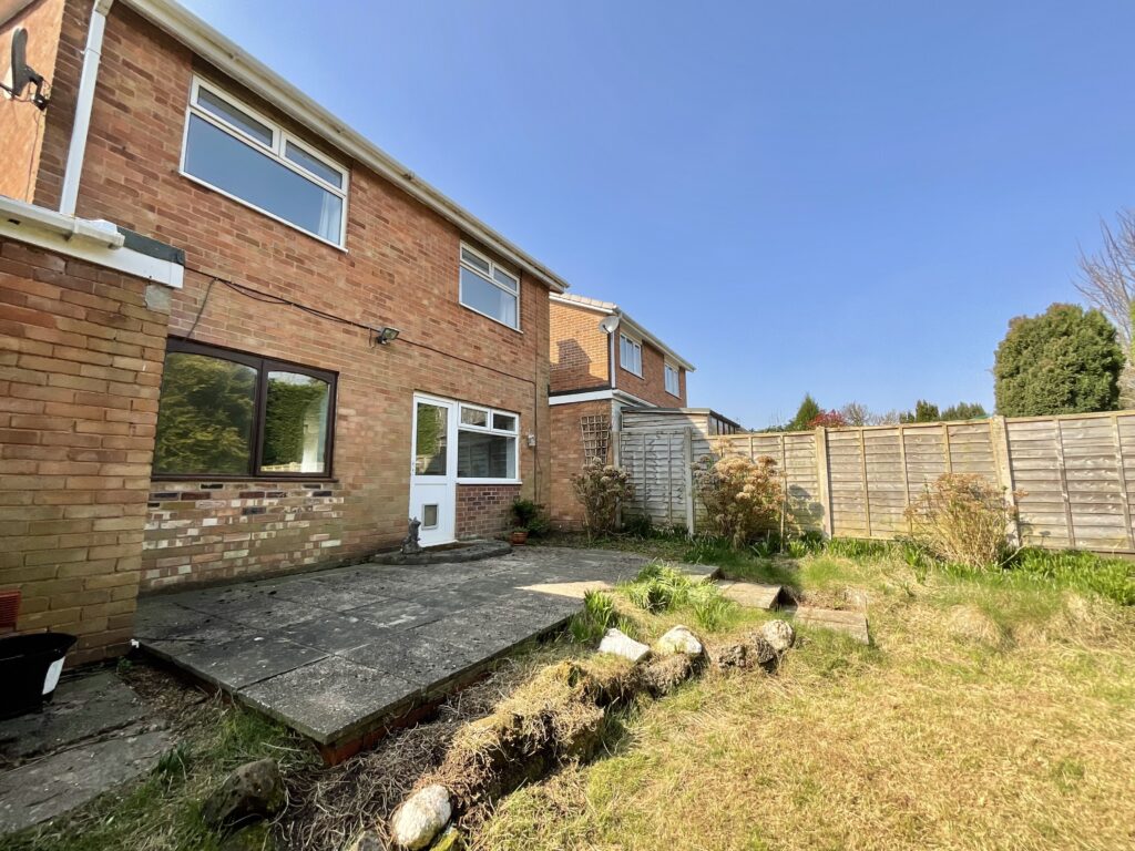 Tudor Close, Stone, ST15