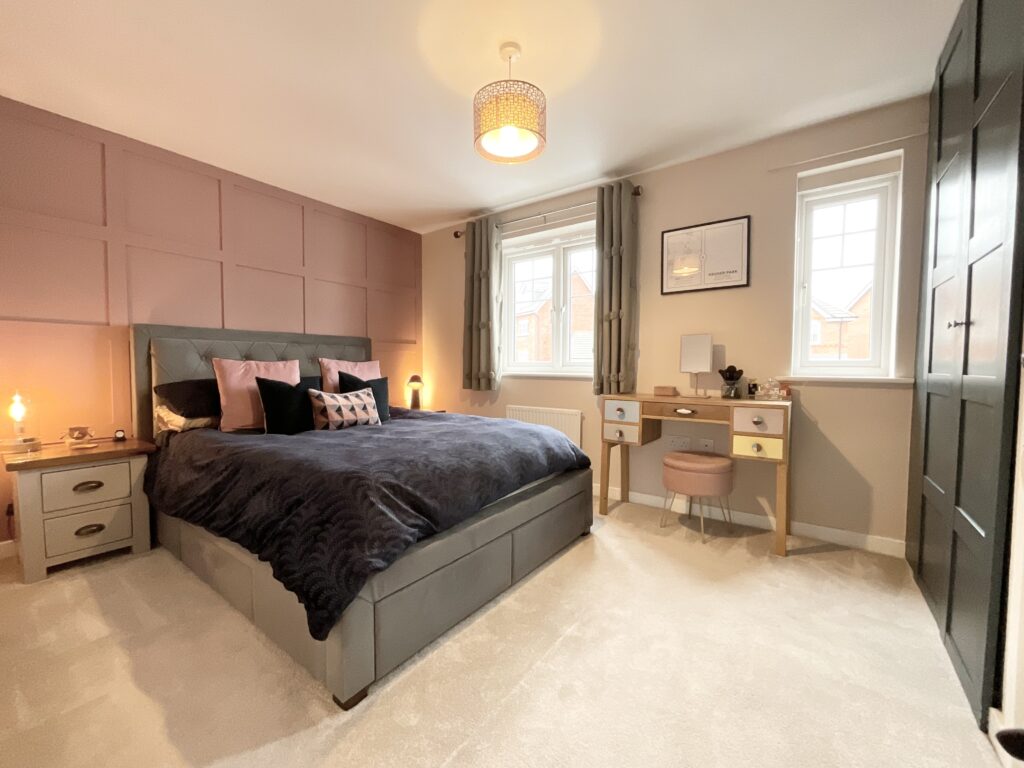 Myatt Avenue, Stone, ST15