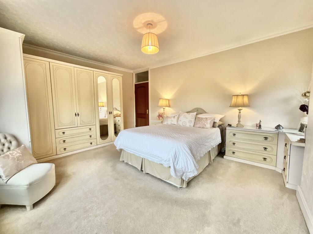 Churnet Valley Road, Kingsley Holt, ST10