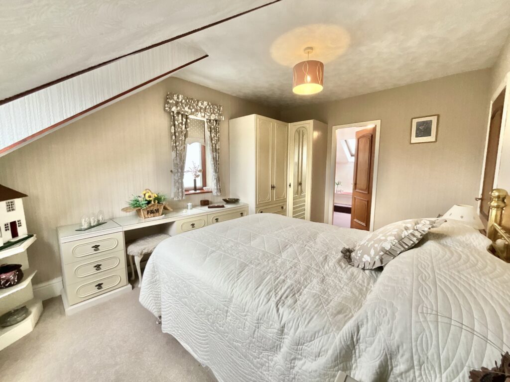 Churnet Valley Road, Kingsley Holt, ST10