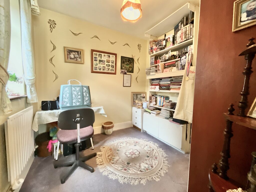 Churnet Valley Road, Kingsley Holt, ST10