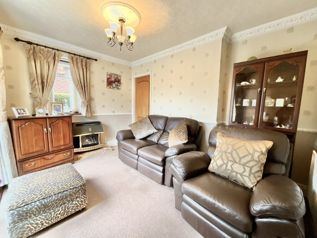 Churnet Valley Road, Kingsley Holt, ST10