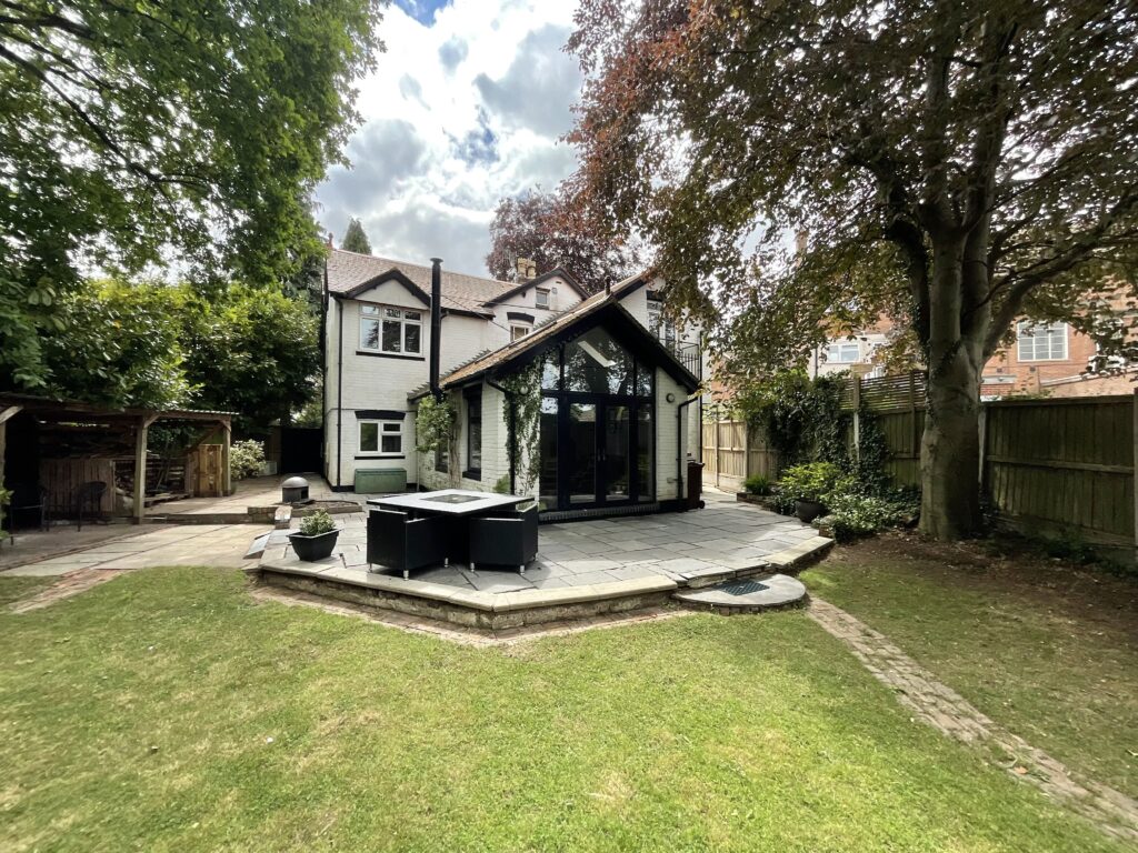 Station Road, Barlaston, ST12