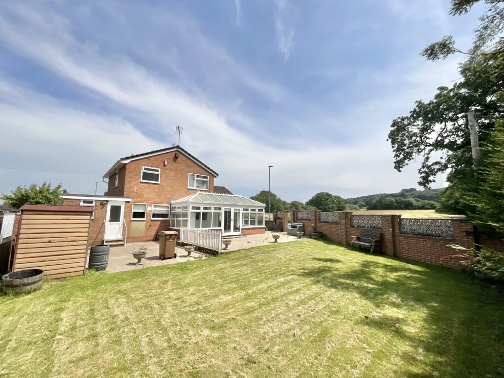 Conway Grove, Cheadle, ST10