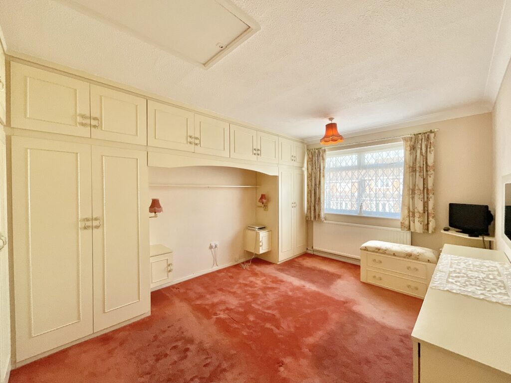 Ravenswood Close, Newcastle, ST5