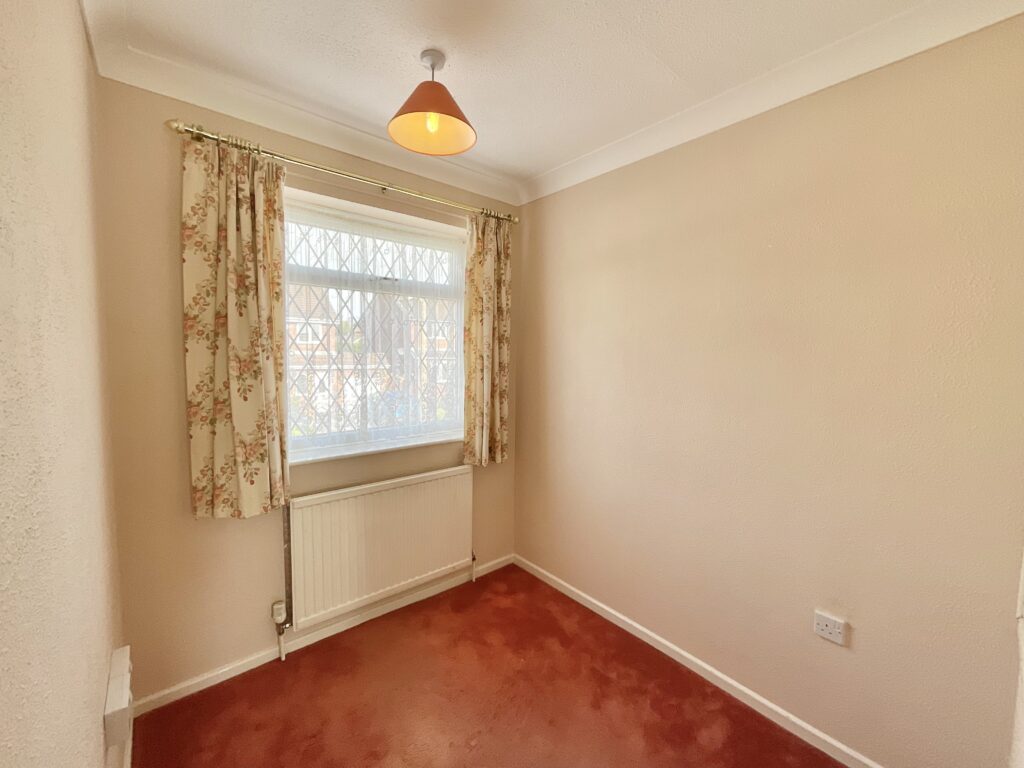 Ravenswood Close, Newcastle, ST5