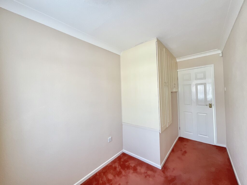Ravenswood Close, Newcastle, ST5