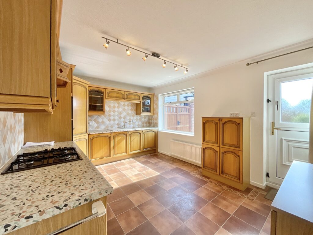 Ravenswood Close, Newcastle, ST5