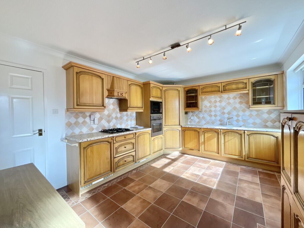 Ravenswood Close, Newcastle, ST5