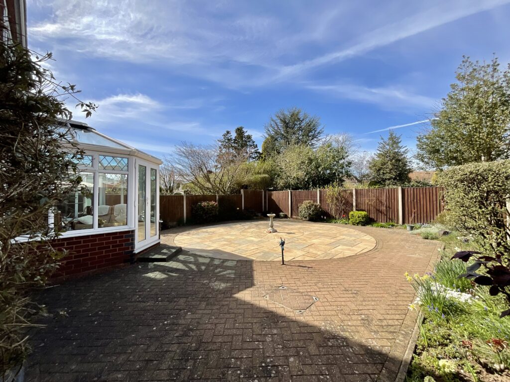 Wellyards Close, Weston, ST18