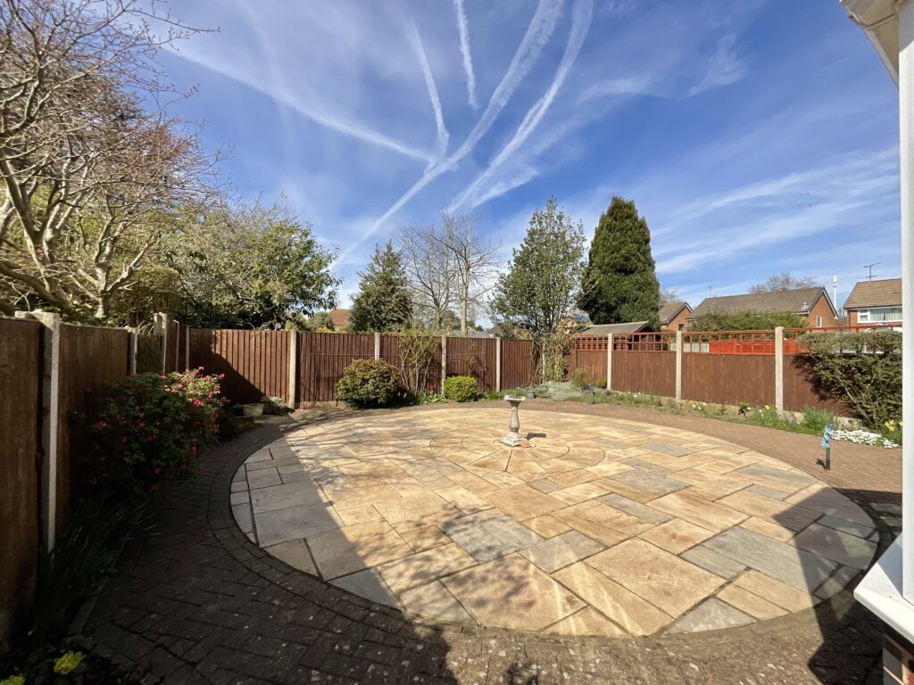Wellyards Close, Weston, ST18