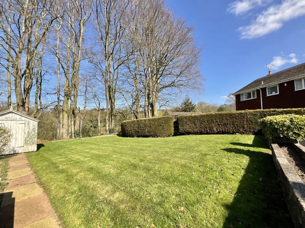 Moddershall, Stone, ST15