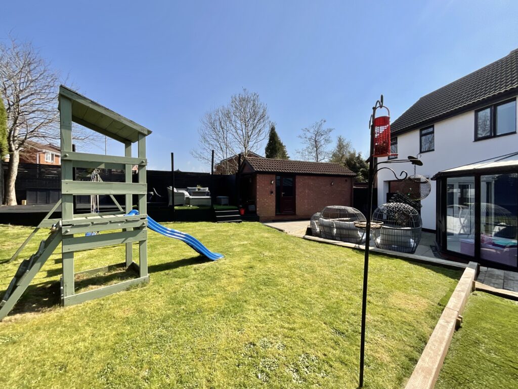 Walsingham Gardens, Newcastle, ST5