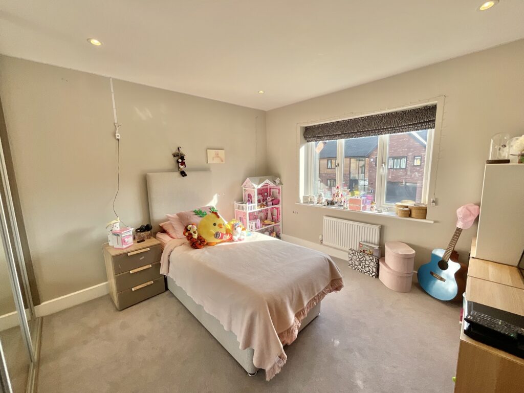 Waterway Close, Nantwich, CW5