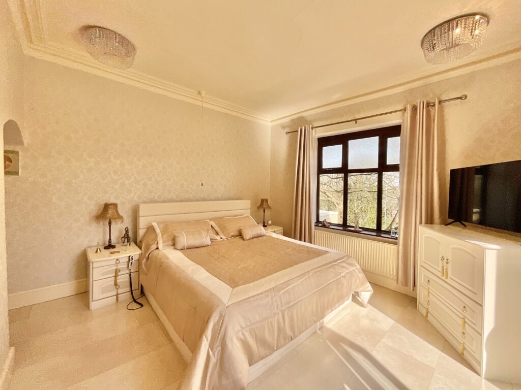 Hartshill Road, Stoke-On-Trent, ST4