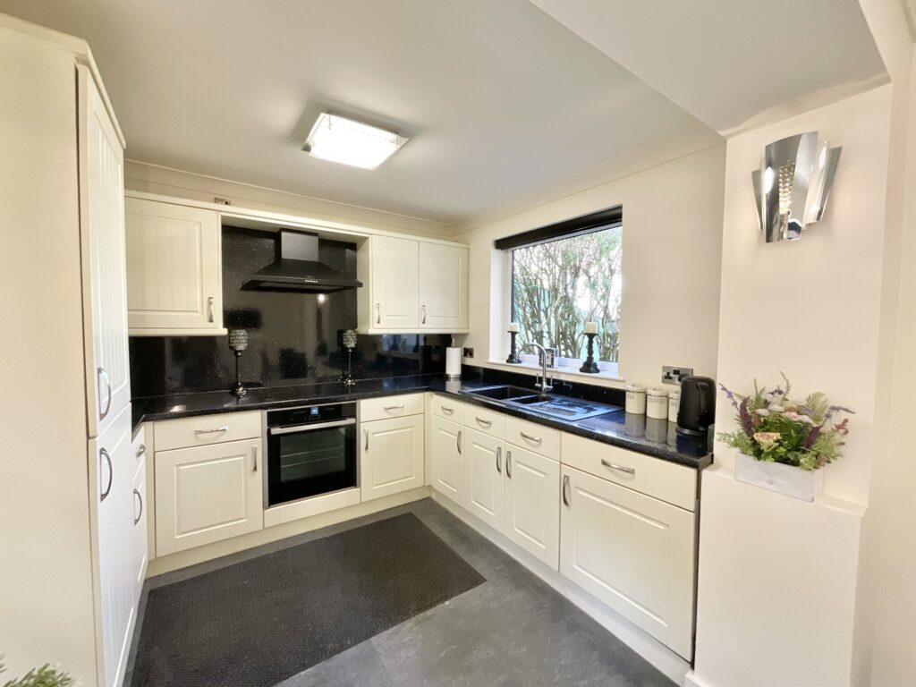 Hartshill Road, Stoke-On-Trent, ST4
