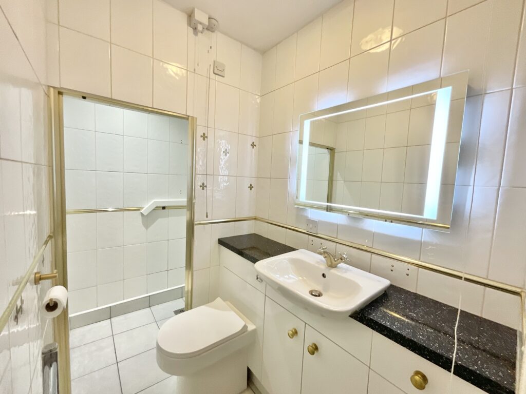 Hartshill Road, Stoke-On-Trent, ST4