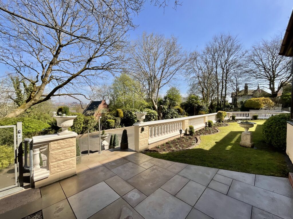 Hartshill Road, Stoke-On-Trent, ST4