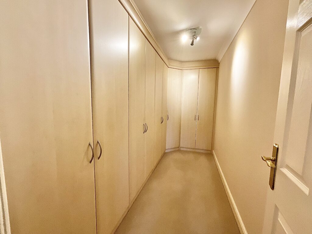 Westwood Close, Weston, CW2